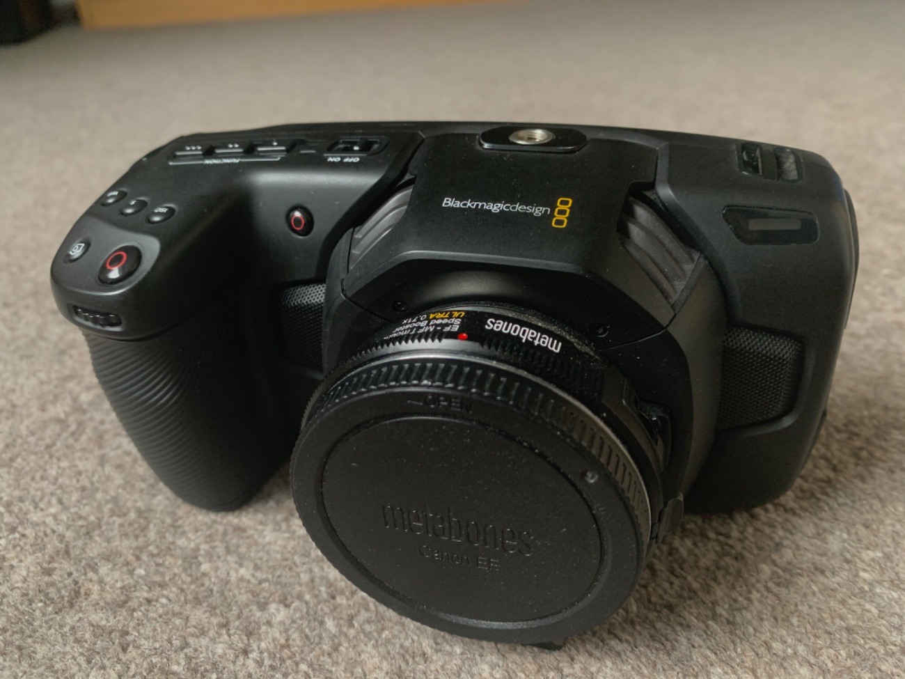 Blackmagic pocket 4k cinema camera kit 