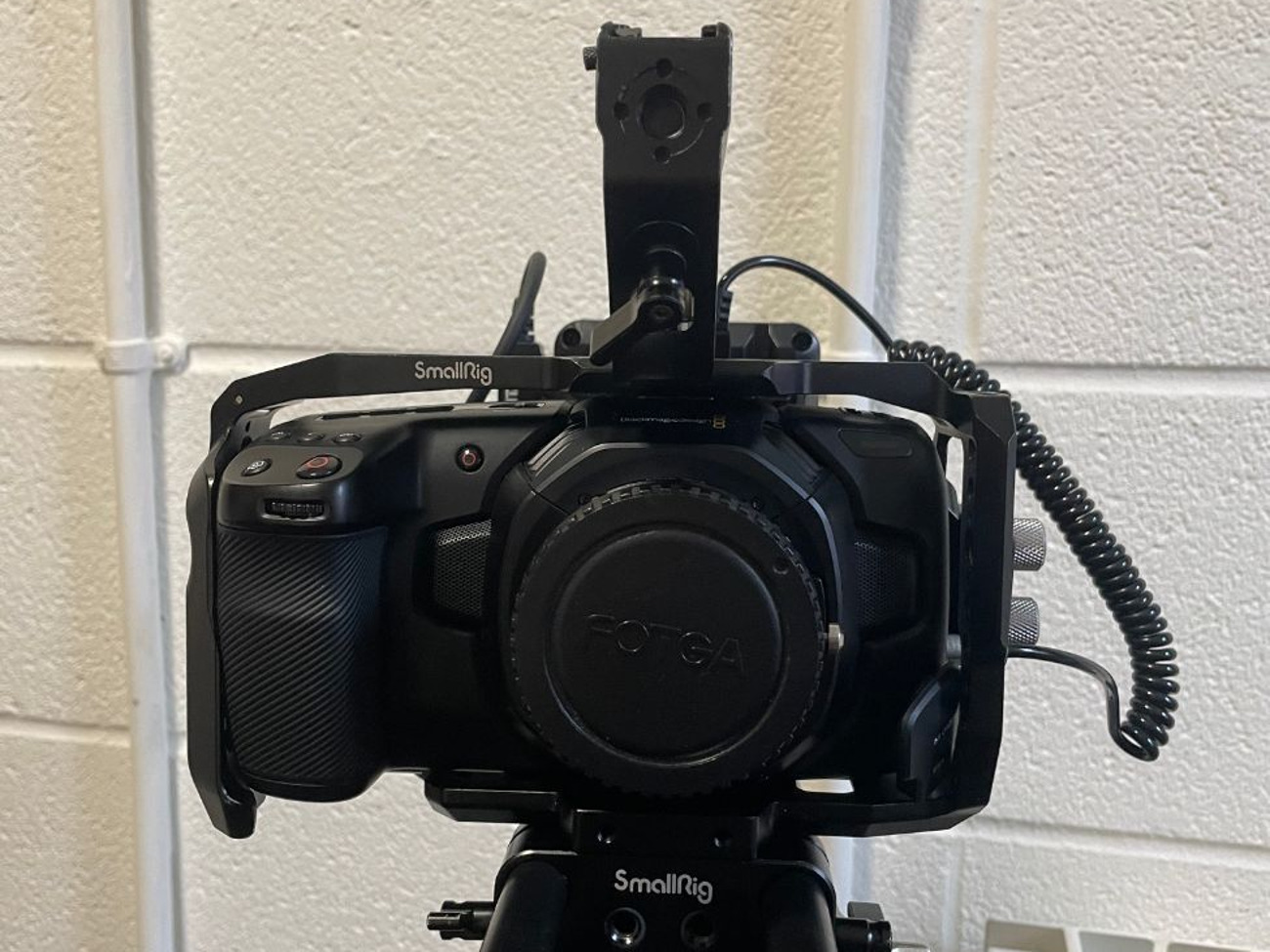 Rent Blackmagic Pocket Cinema Camera 4k EF (BMPCC4K) with V-Mount