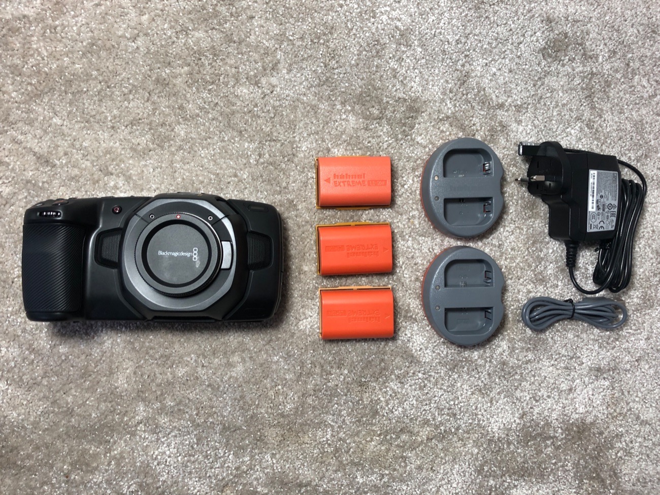 Blackmagic pocket cinema camera bmpcc 4k raw + samsung 2tb hd 