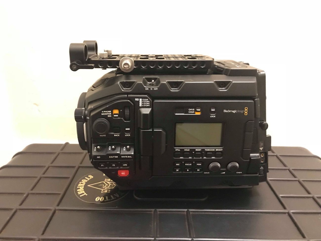 Blackmagic ursa mini pro cinema camera package