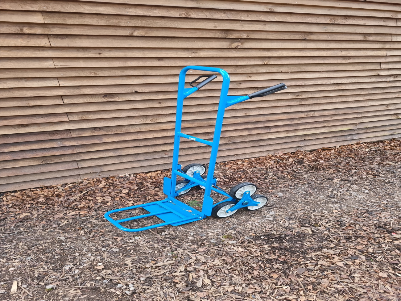 Heavy duty stair trolly with triple wheels (loading/moving)