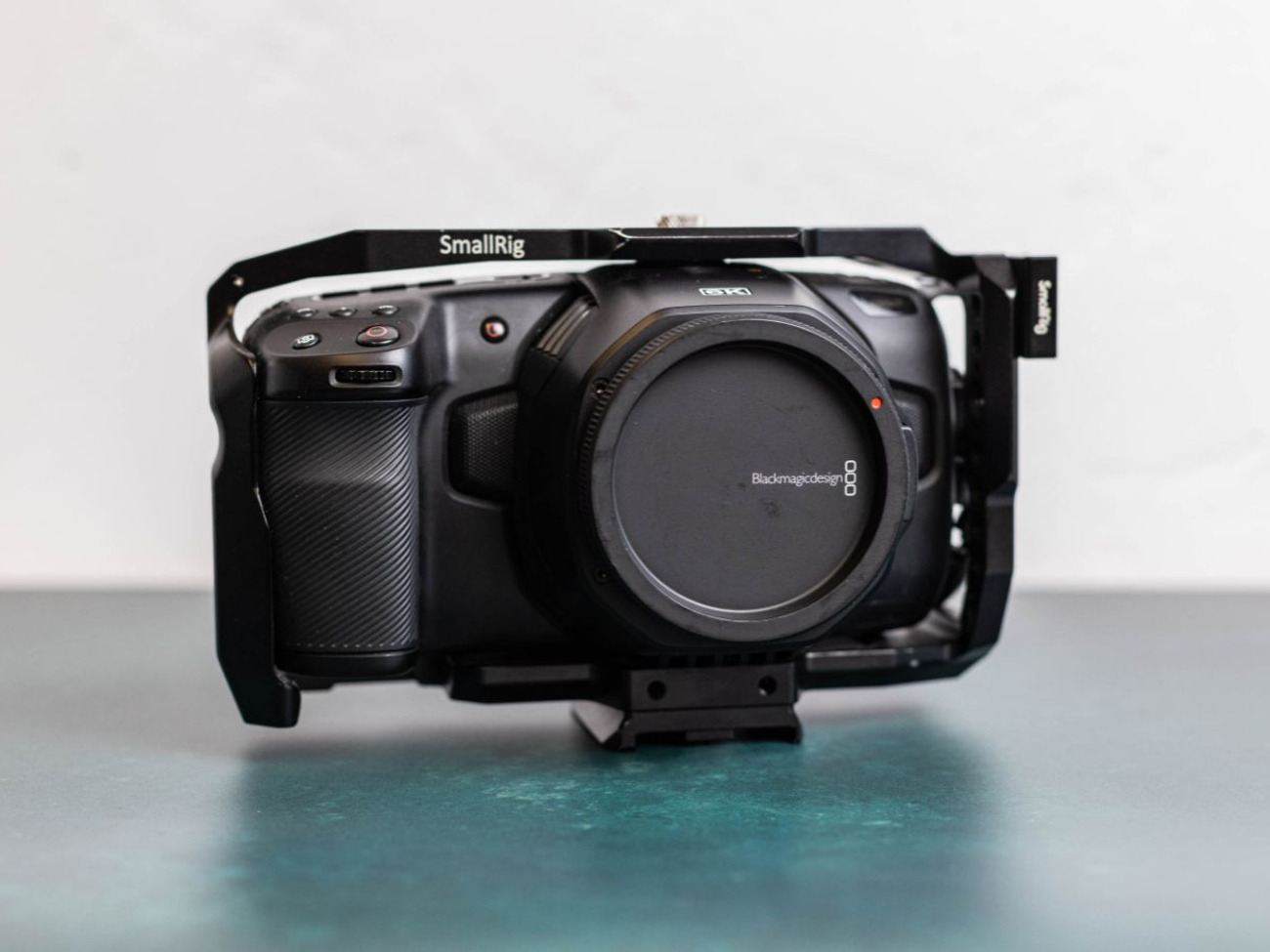 Bmpcc 6k - black magic pocket cinema camera 6k