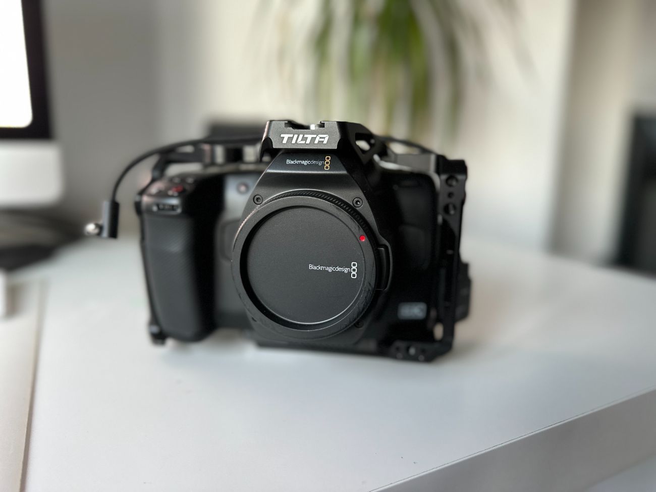 Bmpcc 6k pro w/tilta cage samsung t5 1tb hd
