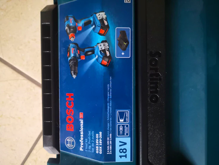 Bosch combi drill & impact driver/wrench