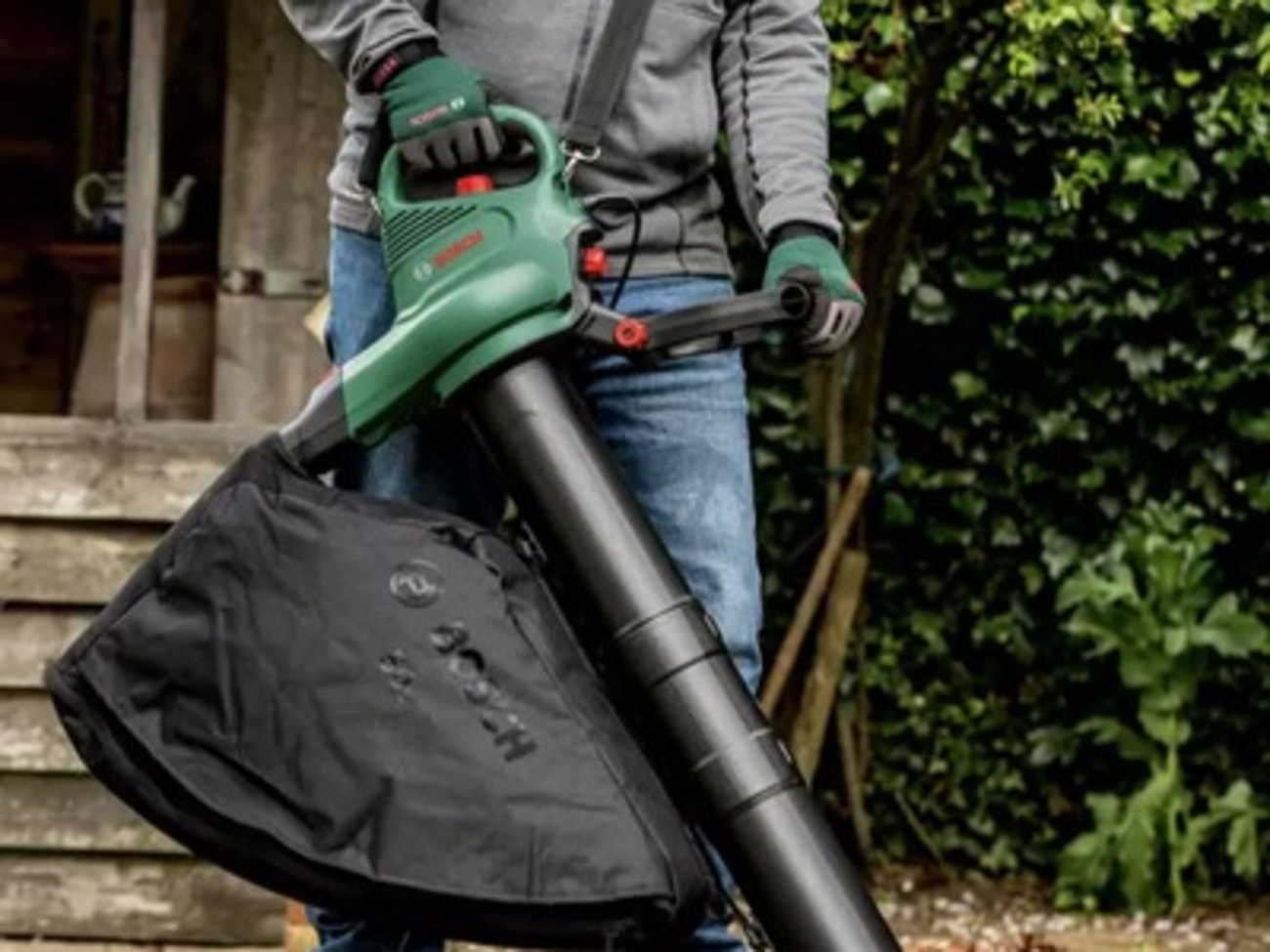 Bosch leaf blower/vacuum