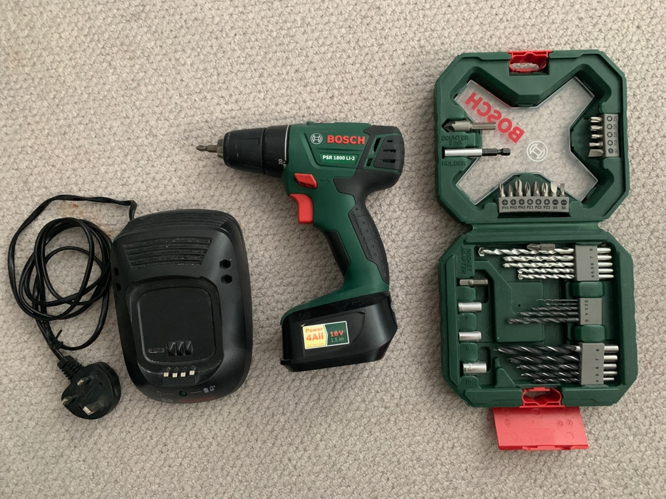 Bosch power drill / screwdriver