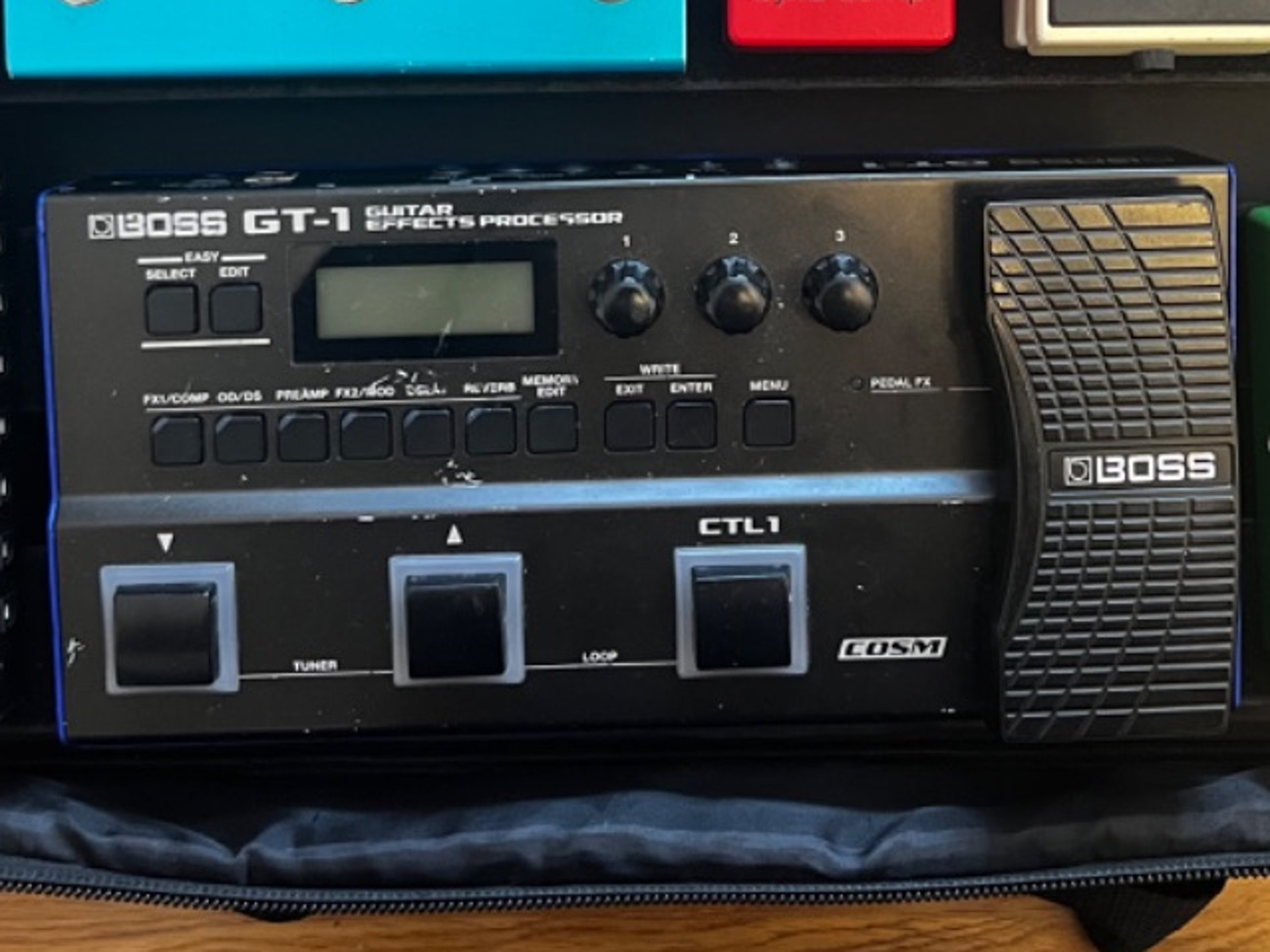 Boss gt1 multi effect pedal 