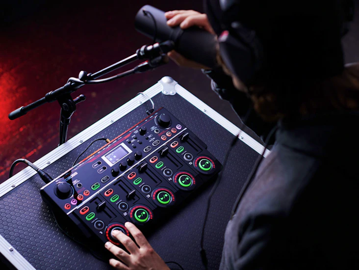 Boss rc-505 loop staton vibration