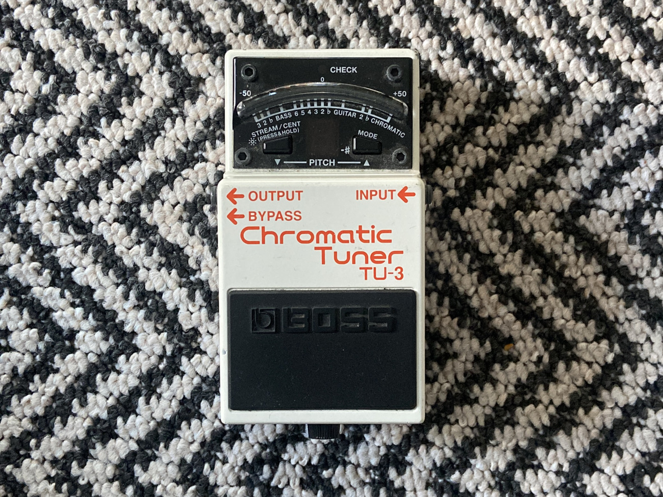 Boss tu-3 chromatic pedal tuner 