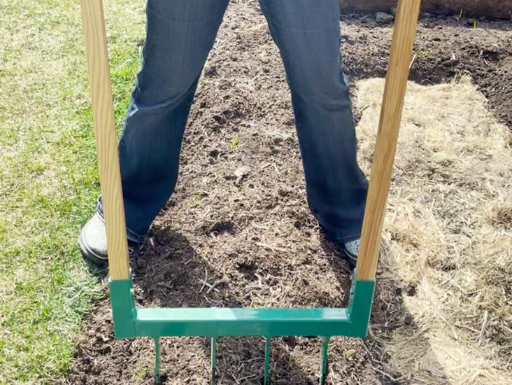 Broadfork no till garden tool