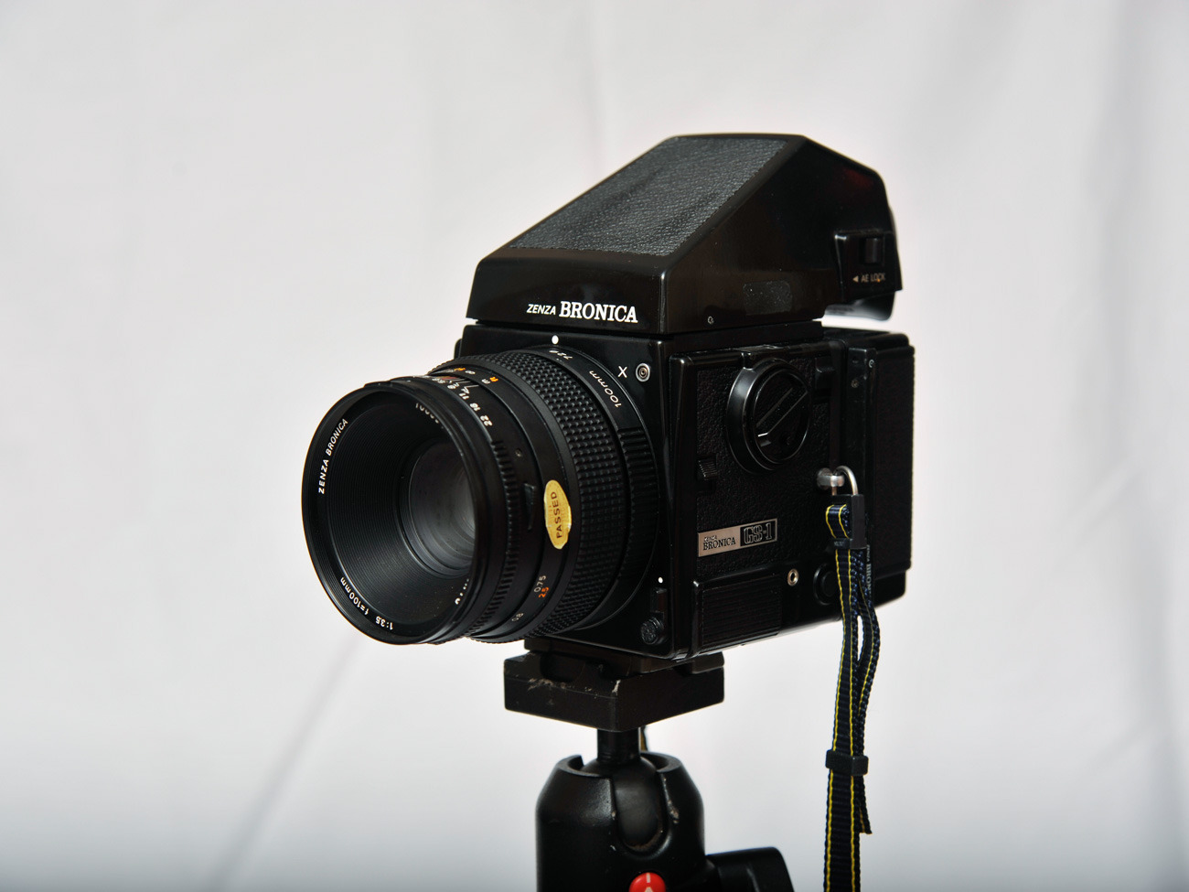 Bronica gs-1 with 100mm lens