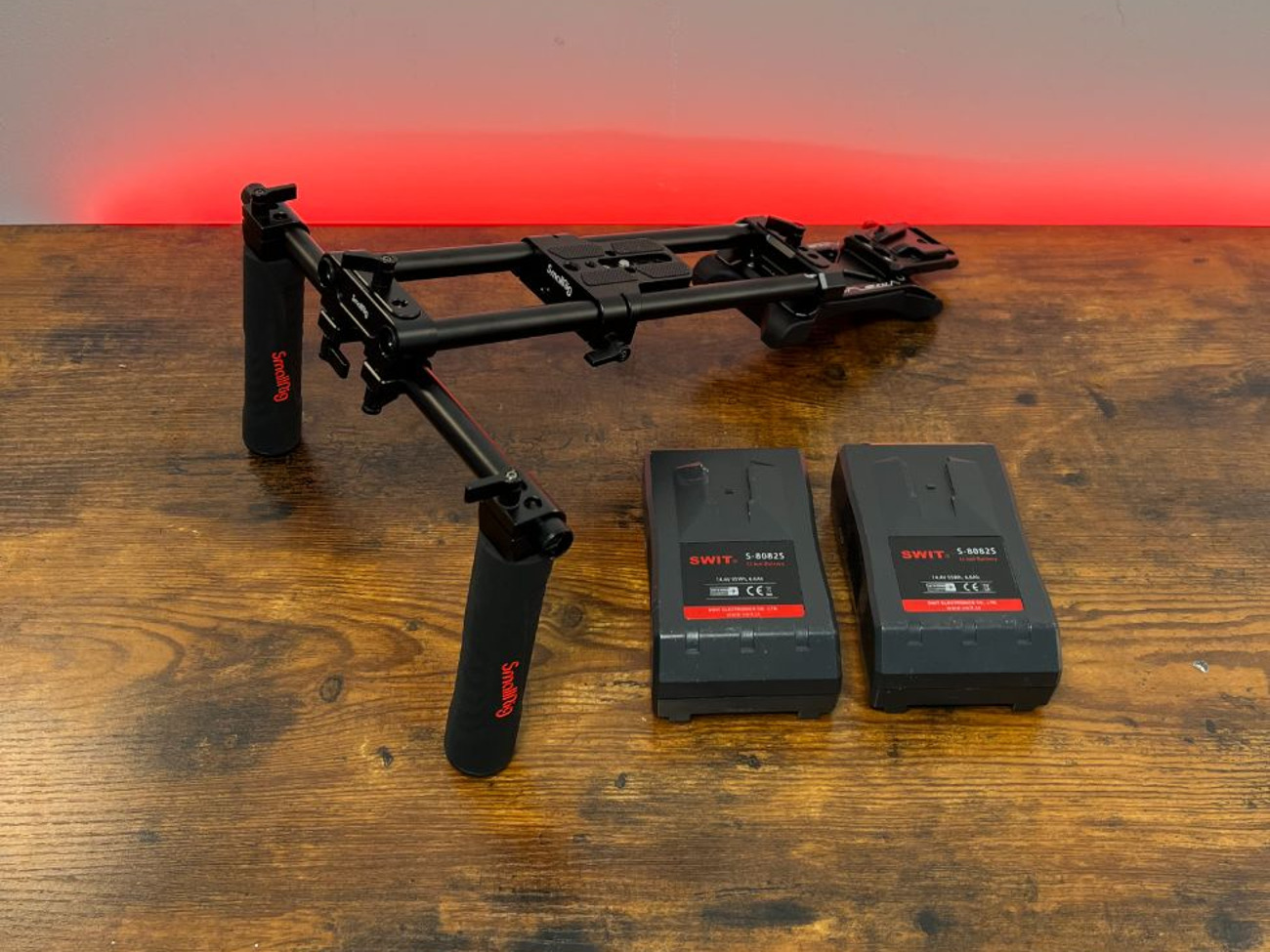 Camera shoulder rig canon sony 4k v mount  r 5 s i ii 7 6 3 mk lock