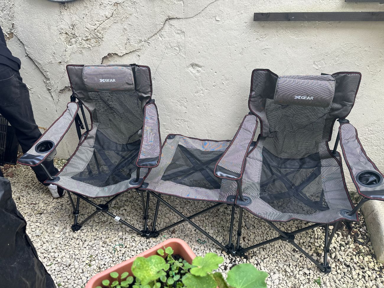 Camping chairs and table 