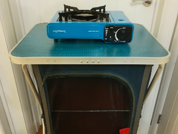 Camping kitchen & stove