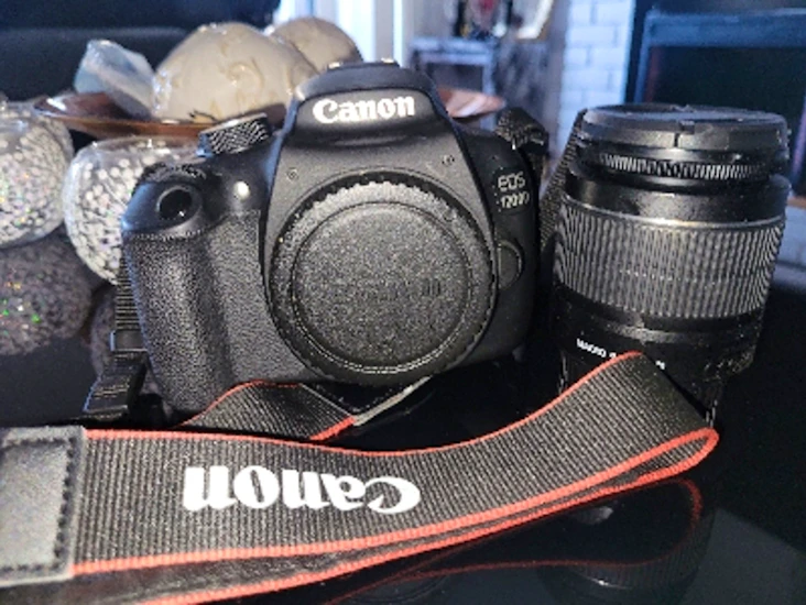 Cannon eos 1200d digital camera