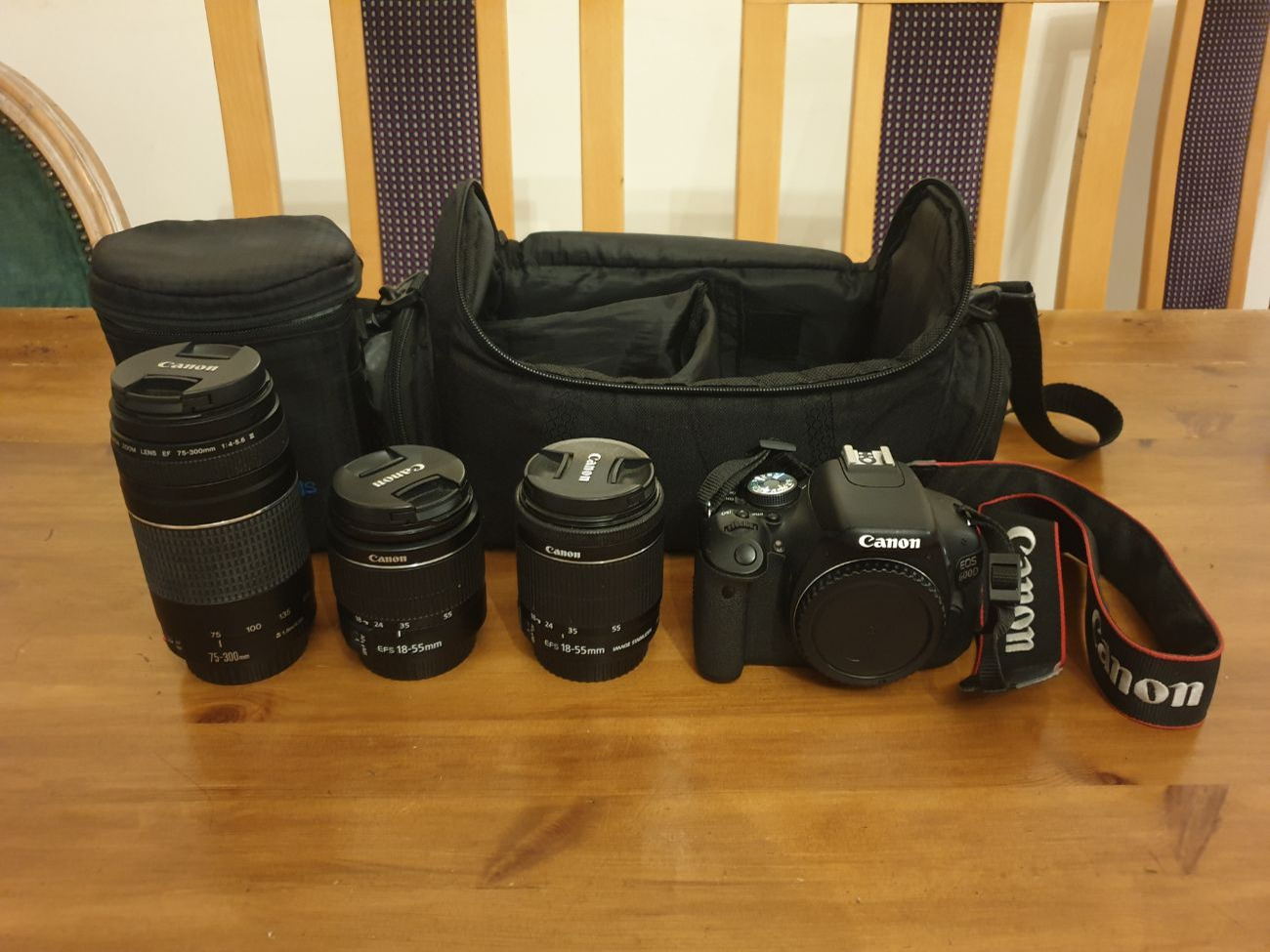 Cannon eos 600d camera with 3 zoom lenses