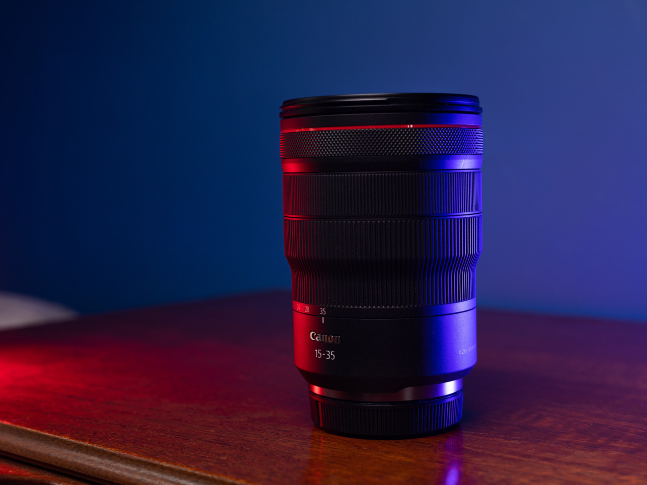 Canon 15-35 rf mount lens