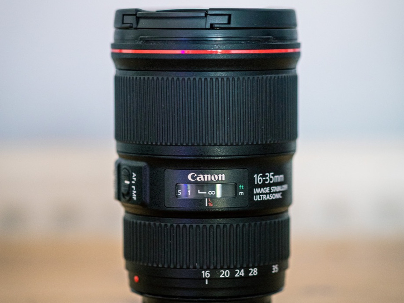Canon 16-35mm f/4 is usm // canon camera lens