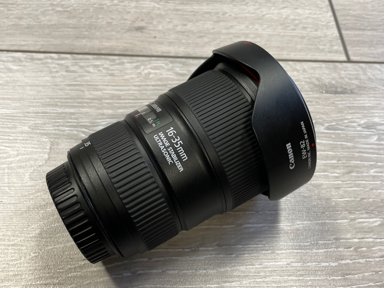 Canon 16-35mm 4.0 lens