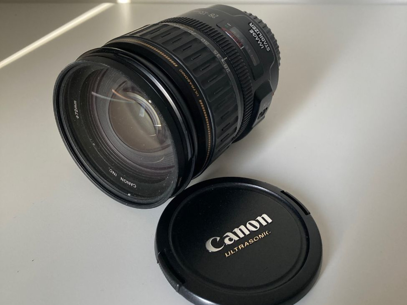 Canon 28-135mm f/3.5-5.6 zoom lens - ef mount