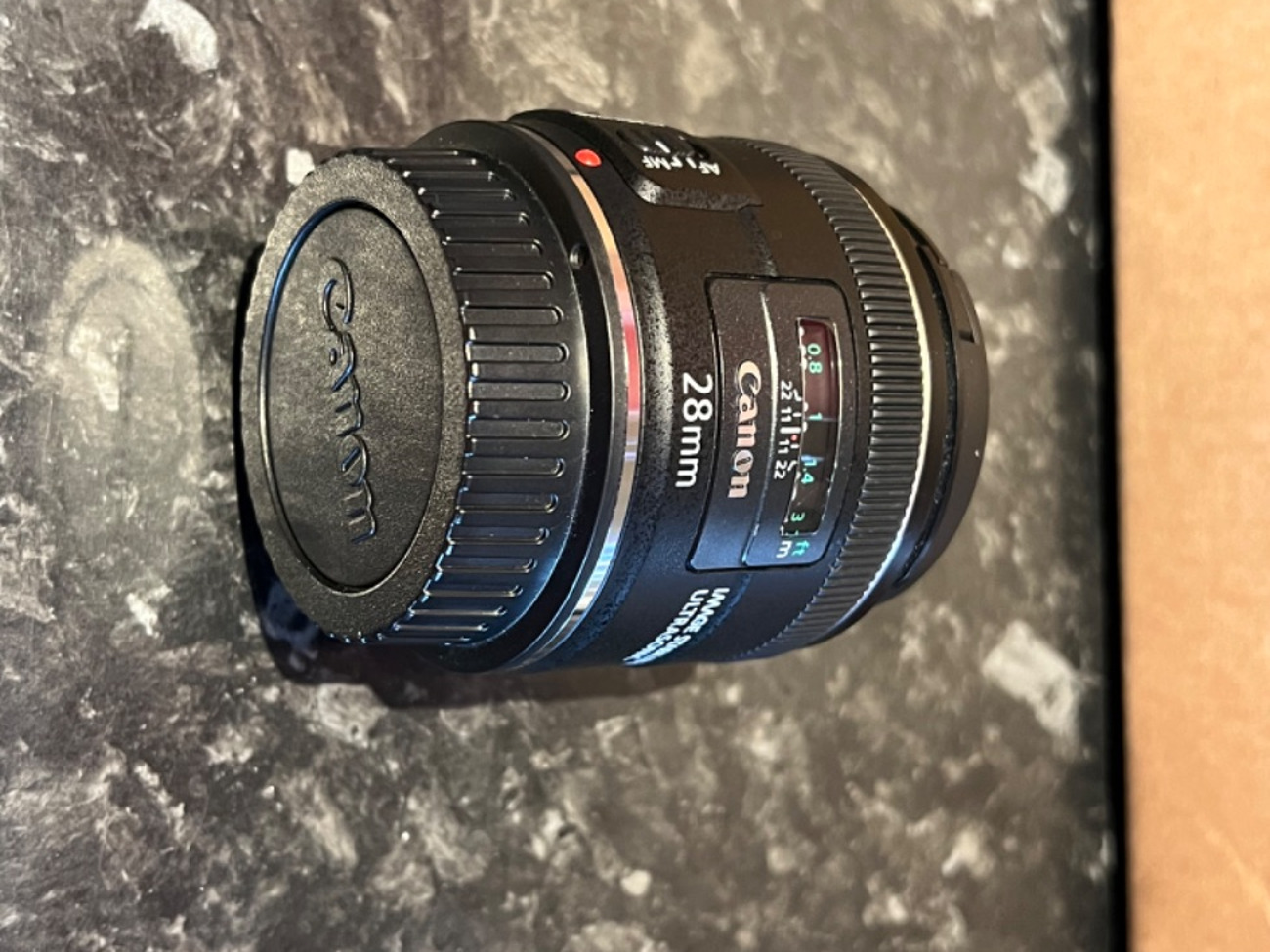 Canon 28mm ef lens 