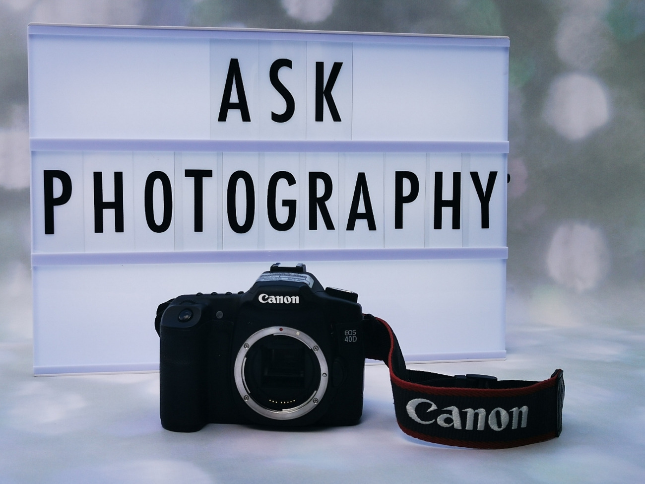 Canon 40d dslr camera, battery grip and two batteries + memory card