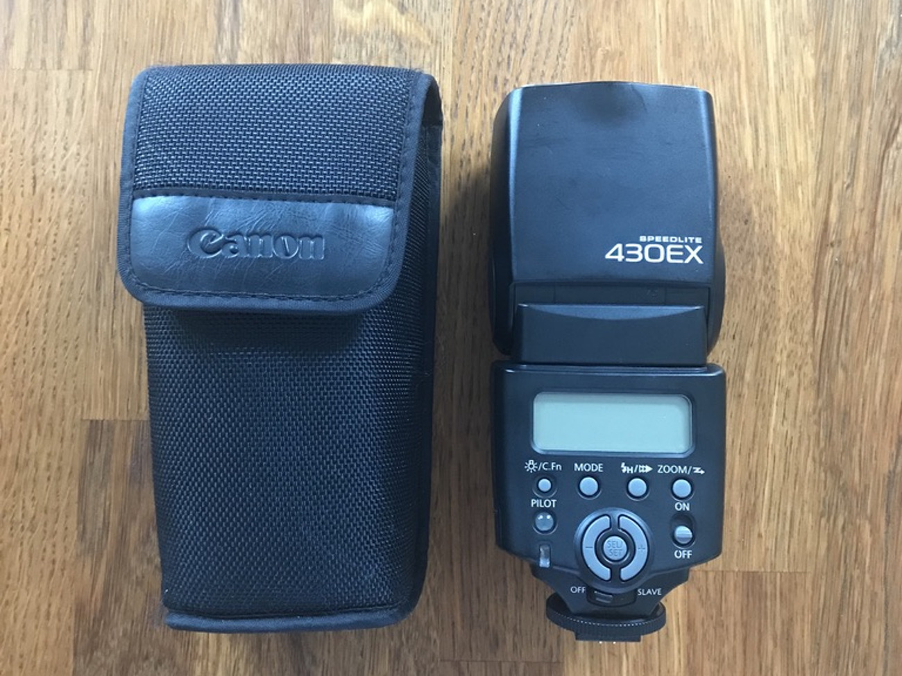 Canon 430ex speedlite