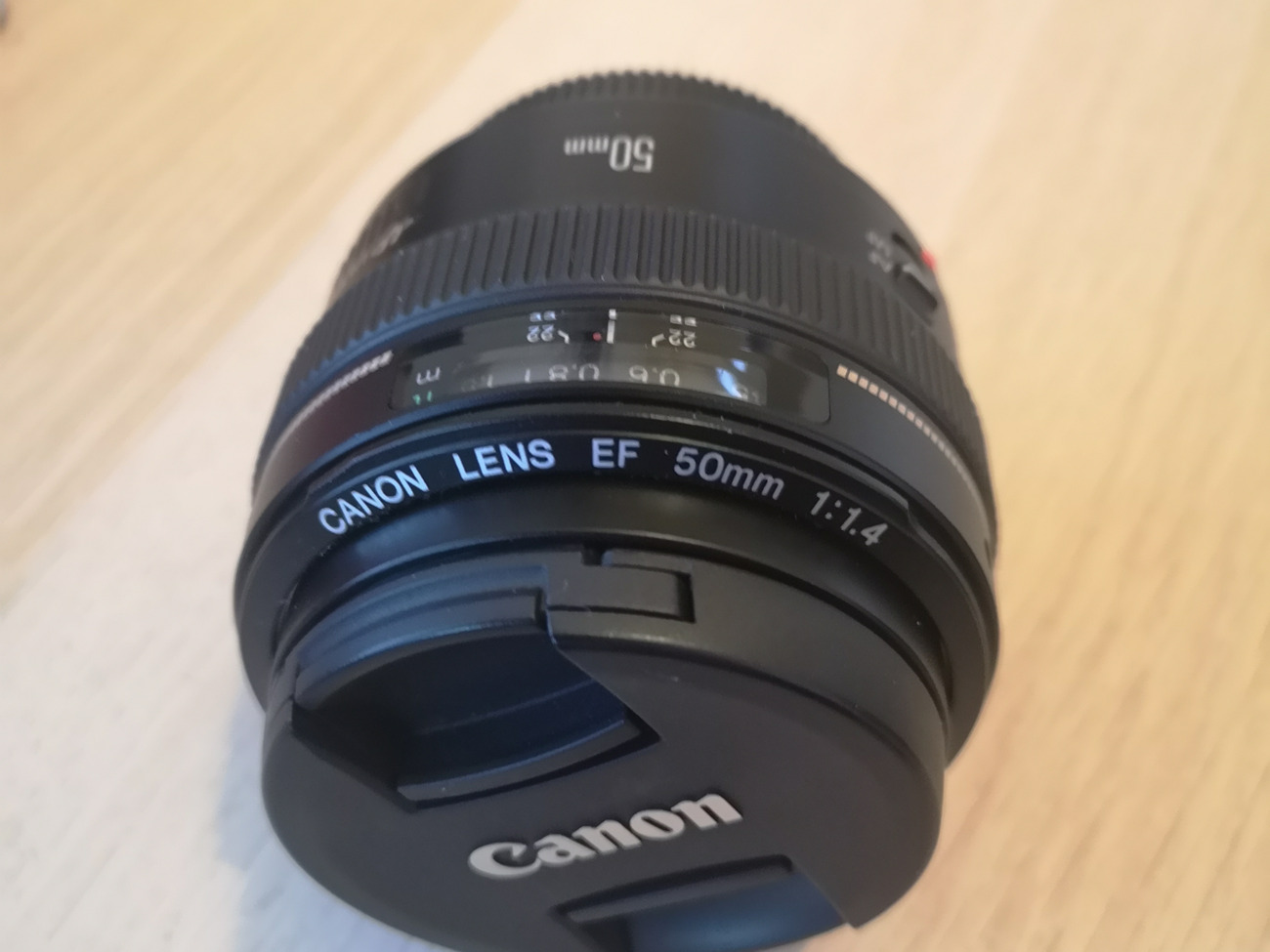 Canon 50mm 1.4 lens