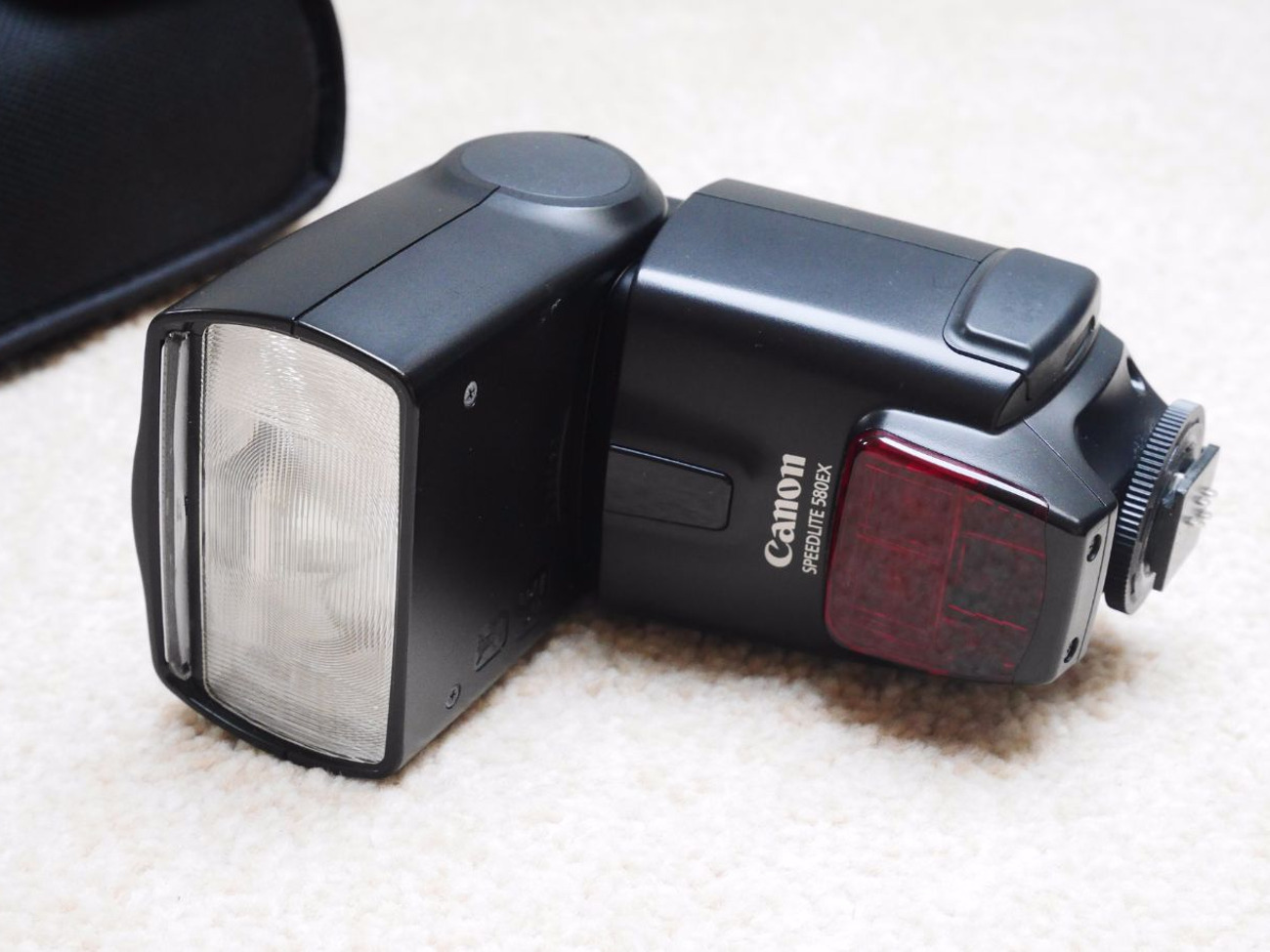 Canon 580ex flash with case