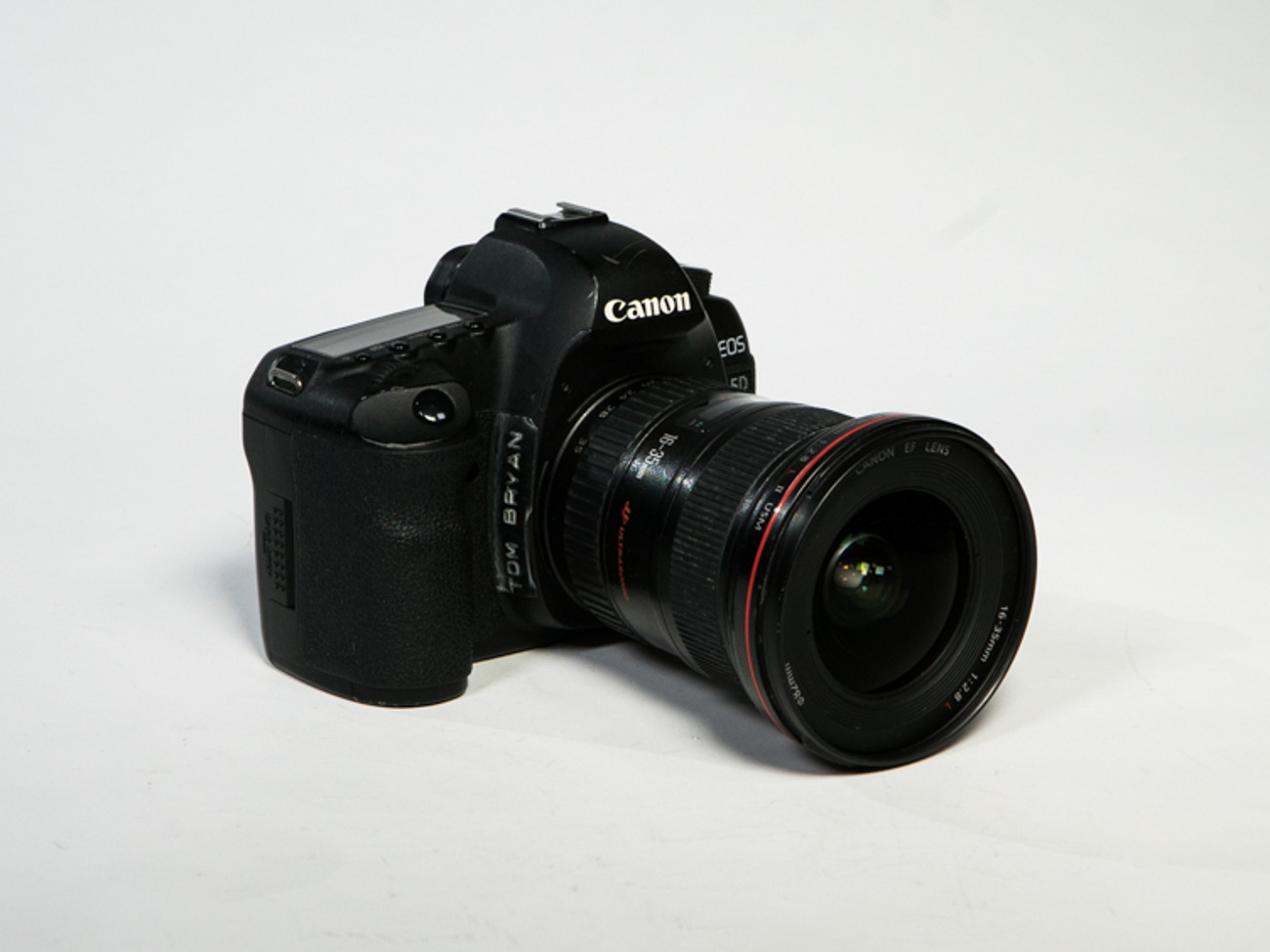 Canon 5d camera + 16-35 lens
