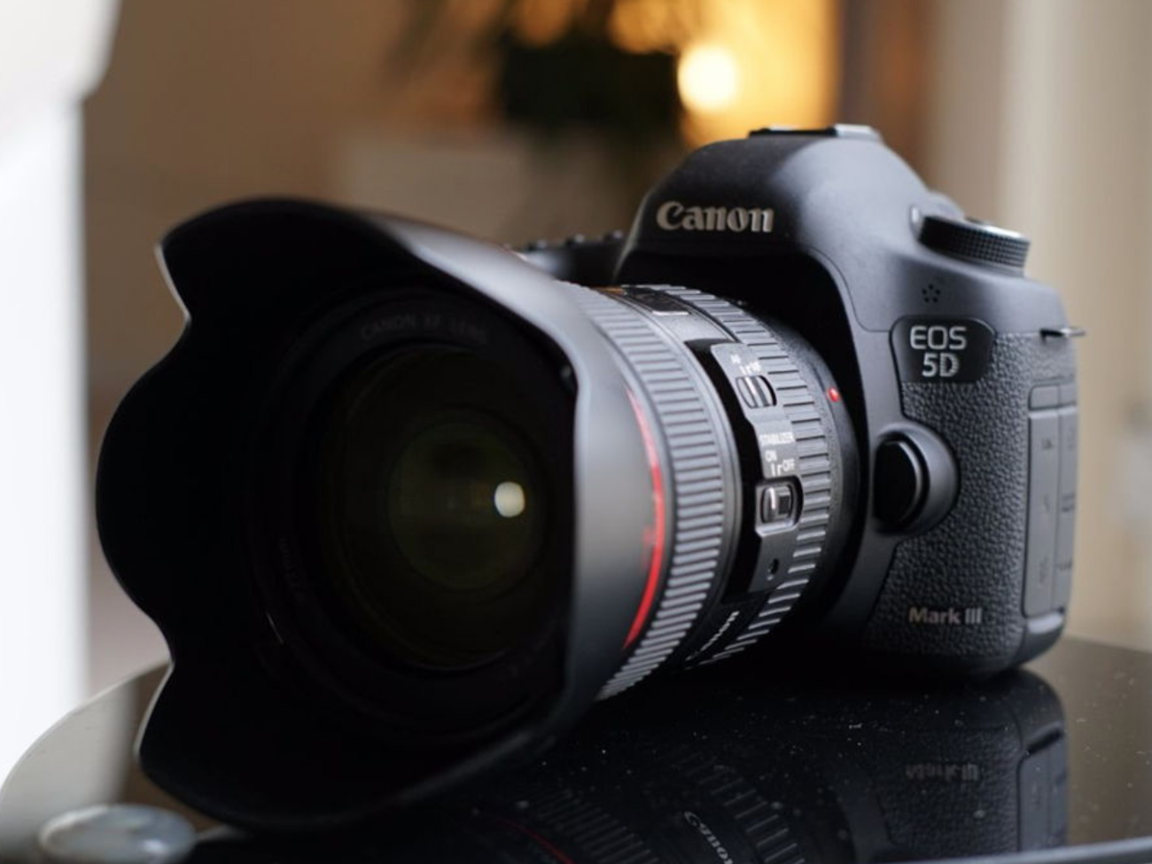 Canon 5d mark iii  (body only)