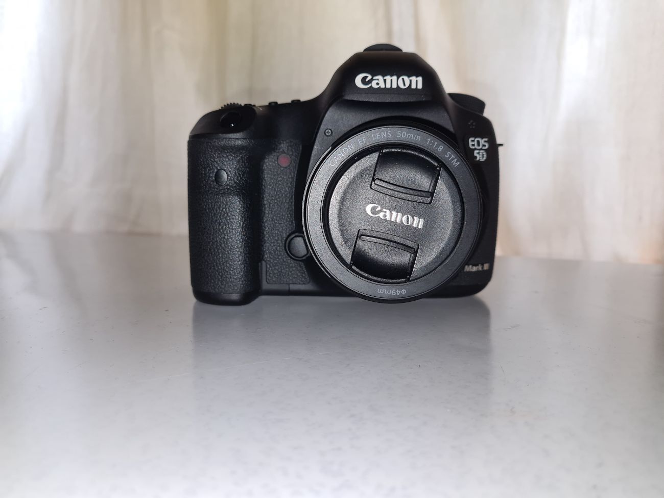Canon 5d mark iii (mk iii) + canon ef 50mm f/1.8 stm