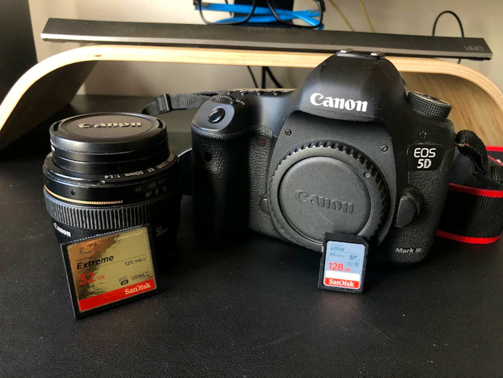 Canon 5d mark iii & 50mm 1.4