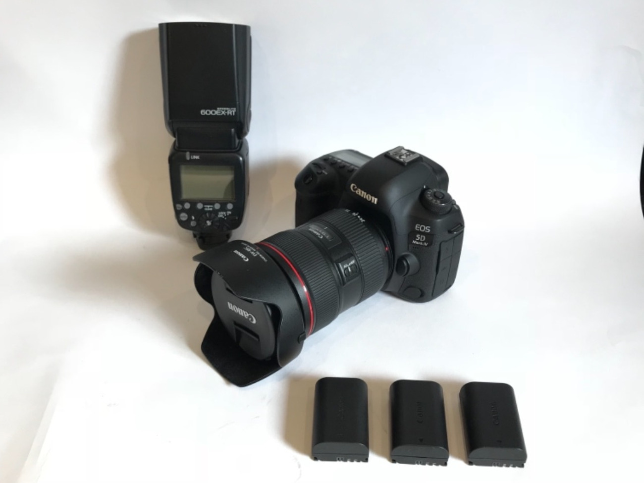 Canon 5d mark 4 iv c-log  24-70 f2.8 ii l  & canon flash