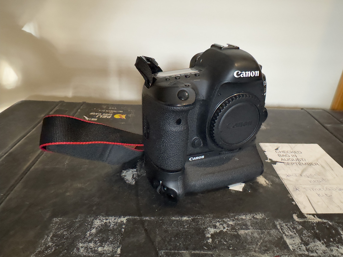 Canon 5d mark iv dslr camera