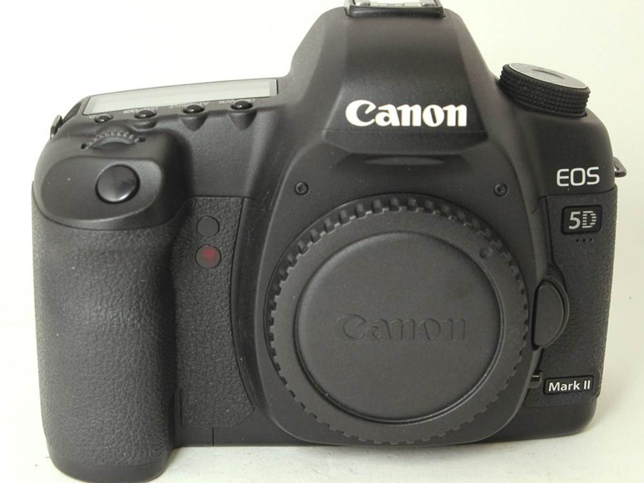 Canon 5d mkii with 24-105mm (and charger, batteries etc) 