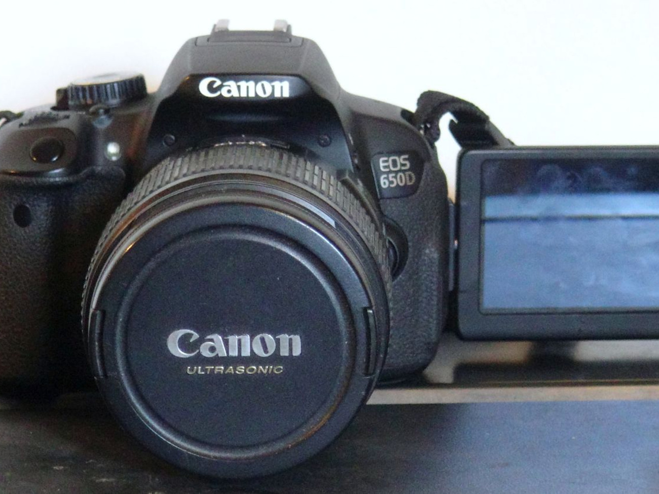 Canon 650d digital slr camera