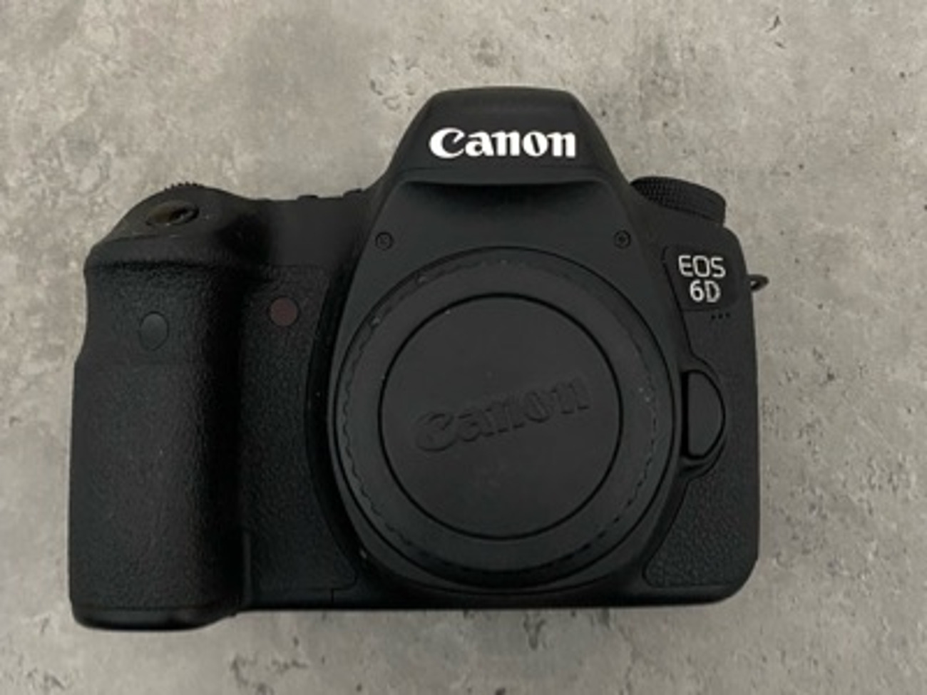 Canon 6d full frame camera - body, battery & charger only