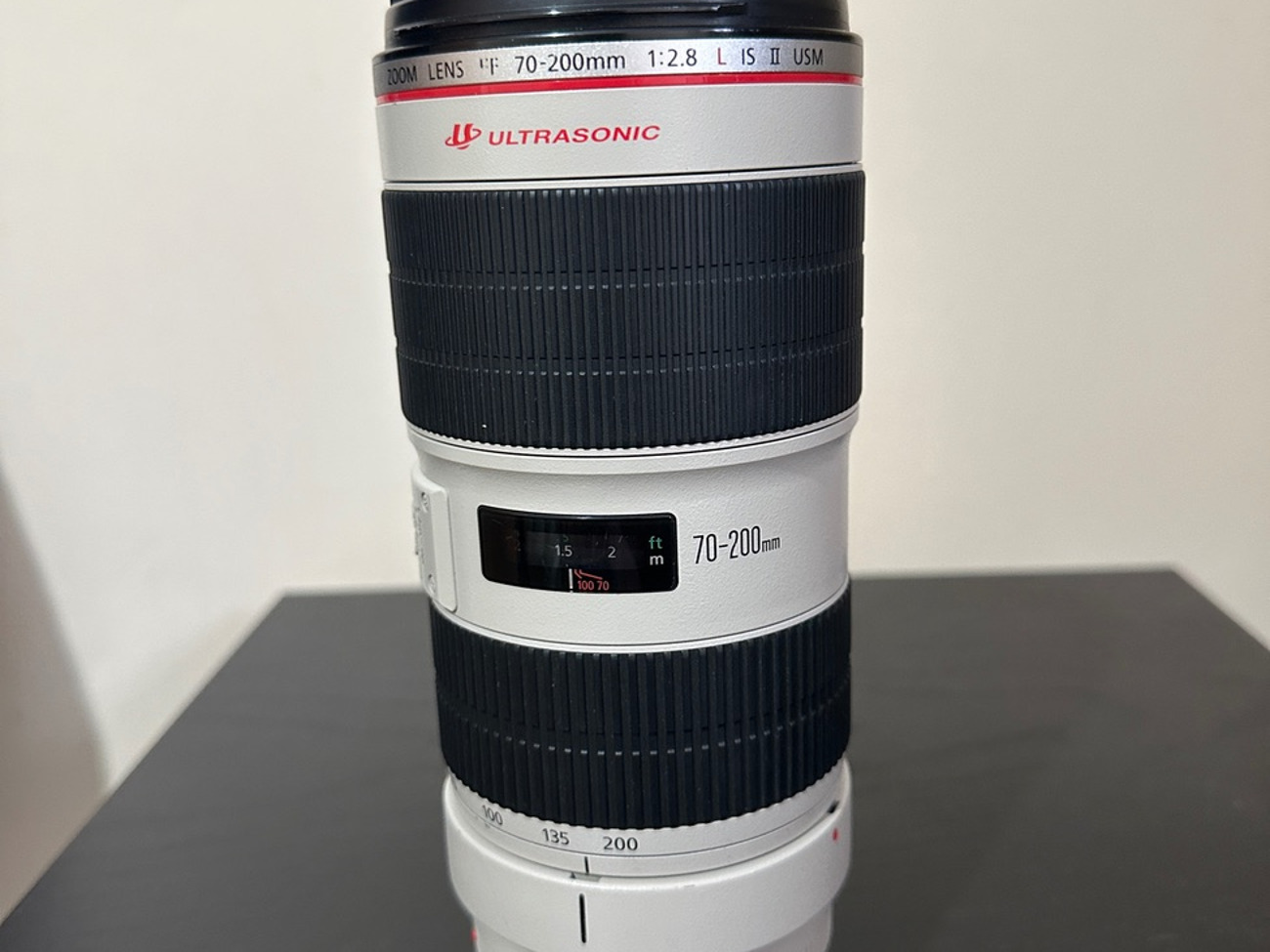 Canon 70-200 mm f/2.8 is ii usm lens