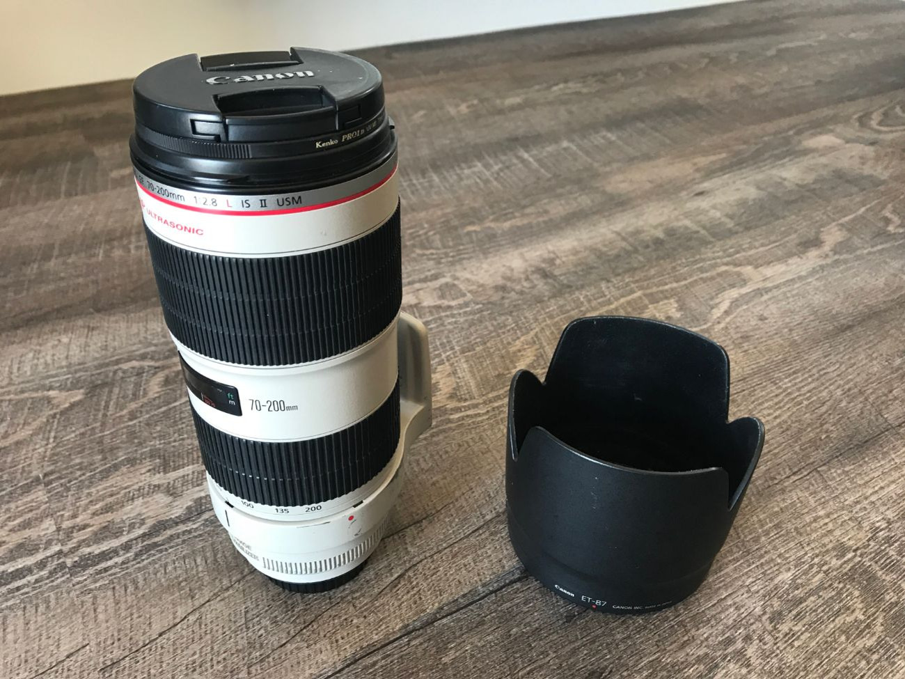 Canon 70-200mm f2.8 l - ef mount canon fit