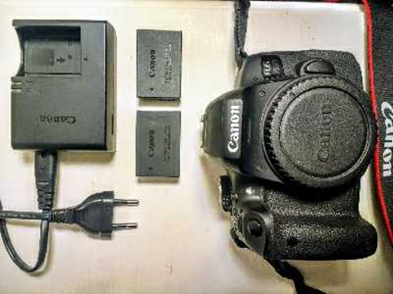 Canon 750d camera body