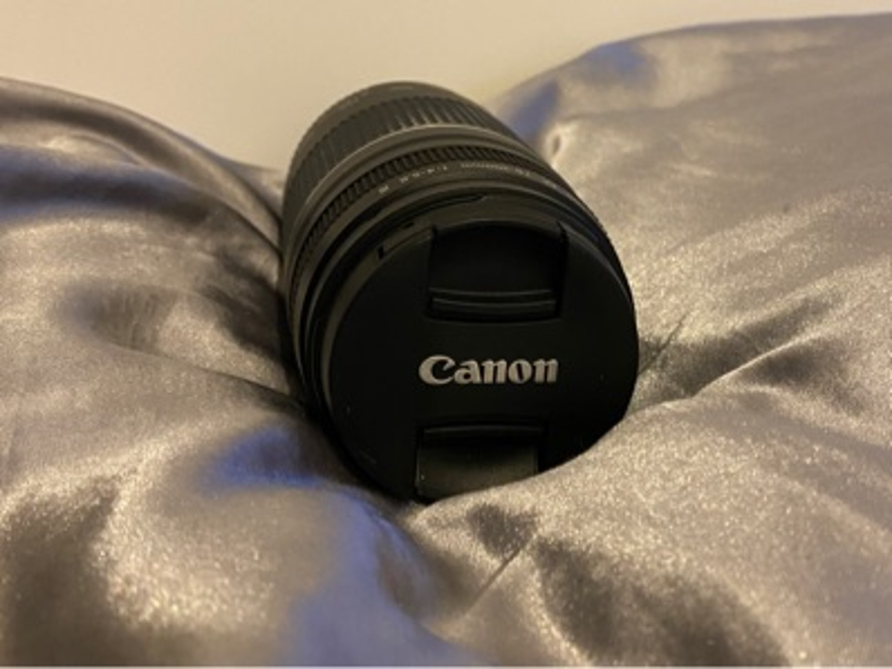 Canon 75-300mm zoom lens