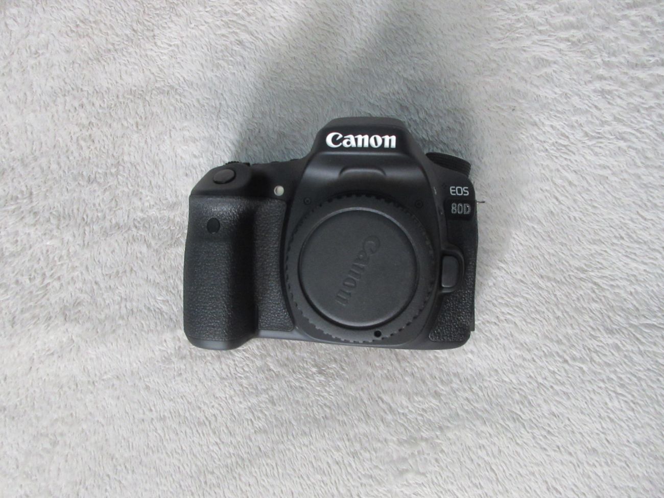 Canon 80d body only