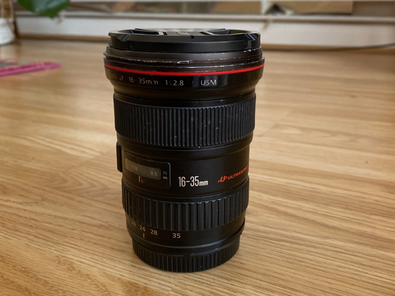 Canon af 16-35mm 2.8 lens