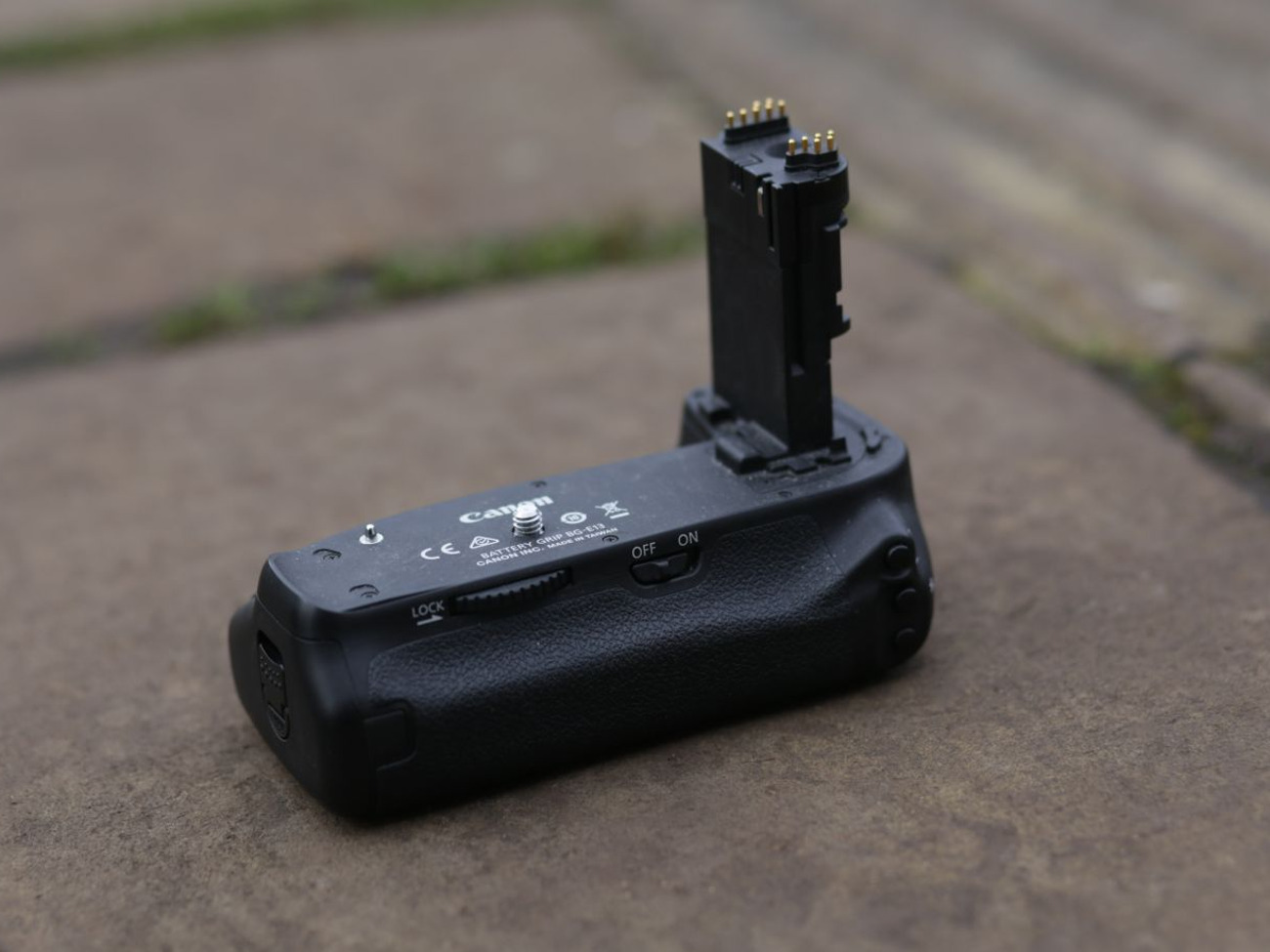 Canon bg-e13 battery grip for eos 6d