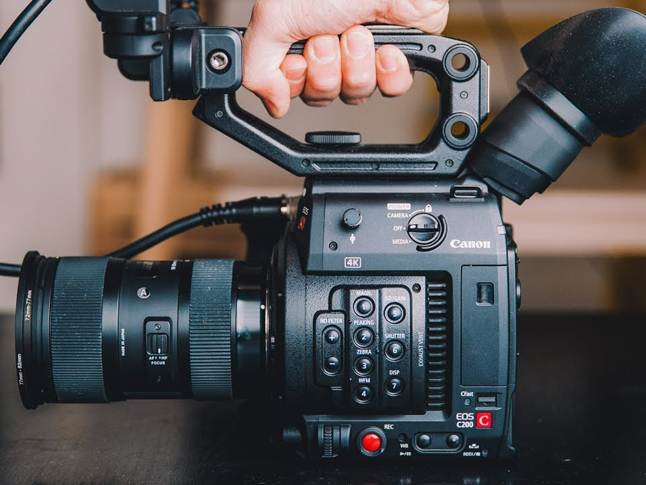 Canon c200 sigma 18mm - 35mm kit