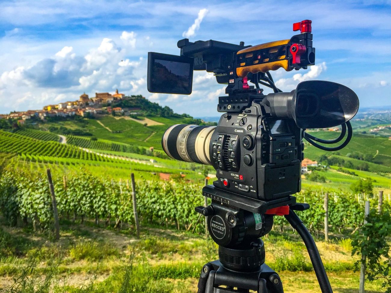 Canon c300 mark ii cinema camera