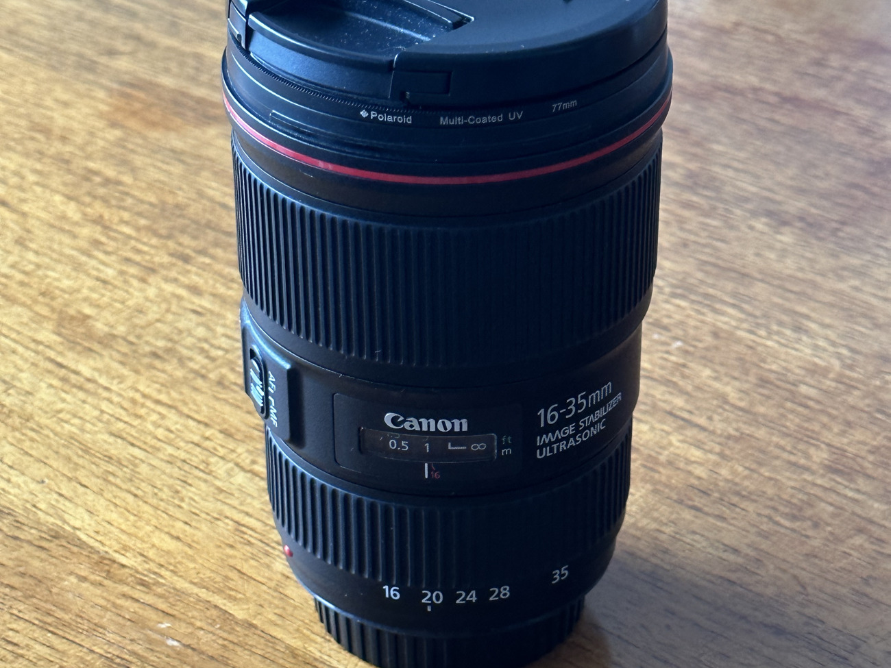 Canon ef 16-35 mm f/4l is usm lens