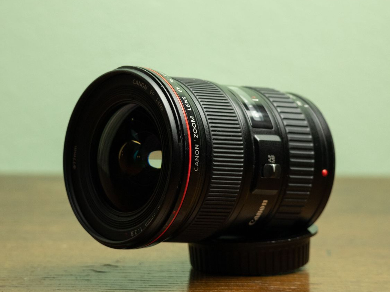 Canon ef 16-35mm f2.8l