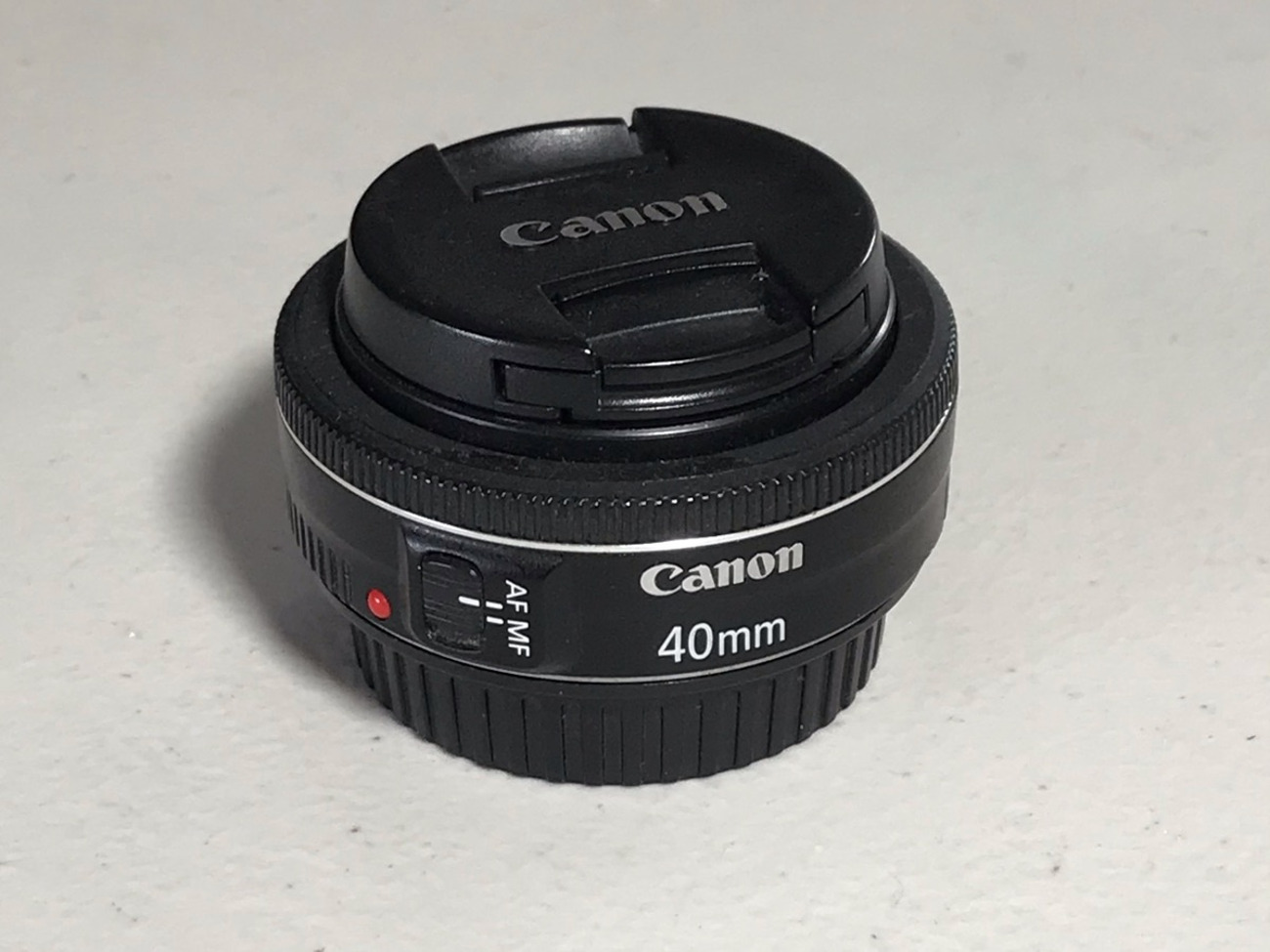 Canon ef 40mm f/2.8 stm